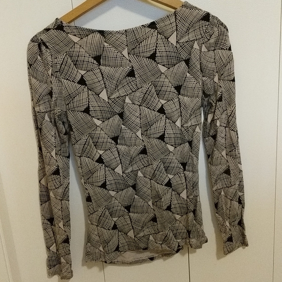 LK Bennett long sleeved shirt - Picture 2 of 9